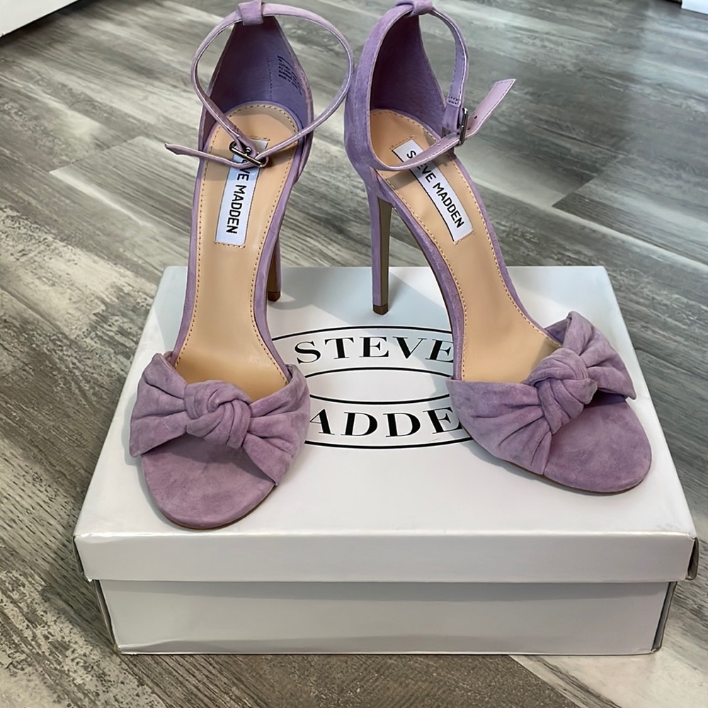 Steve Madden lavender shade heels